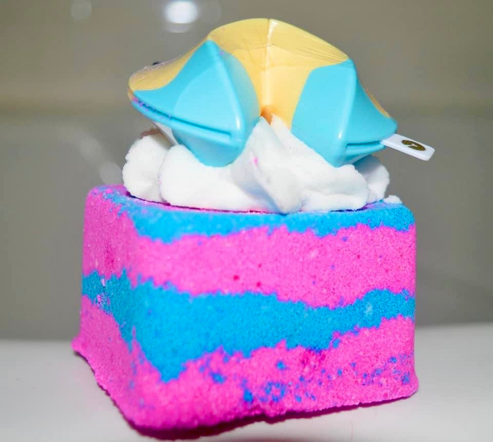 Cookie Charm Toy Bath Bomb